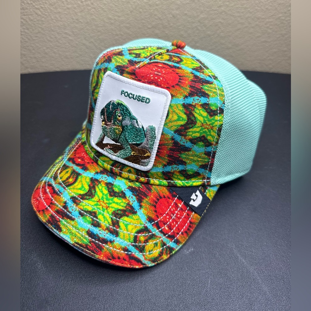 Goorin Bros. Focused Chameleon Trucker Hat Psychedelic Print Mint Mesh NWT
